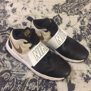 GUC Boys Nike Basketball 🏀 Shoes